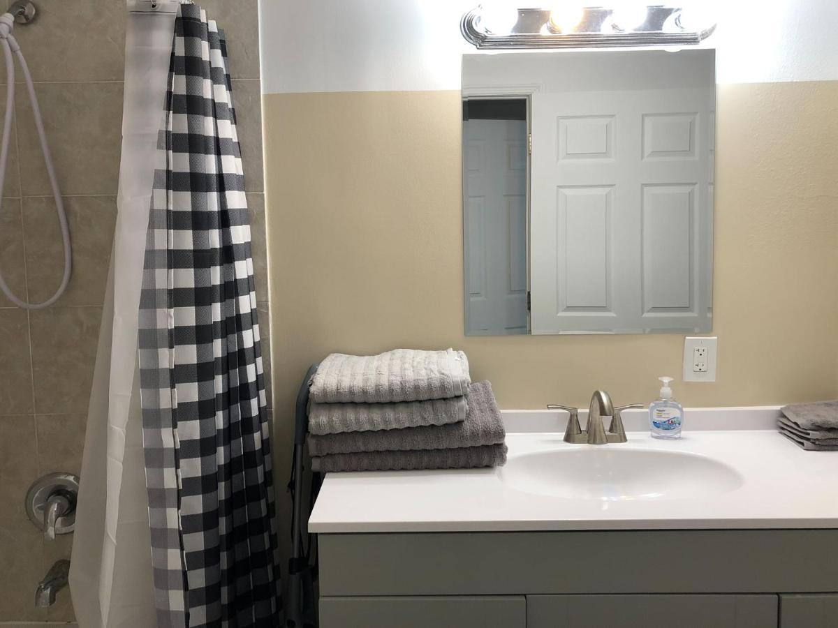 Star Apartments フォートマイヤーズ エクステリア 写真